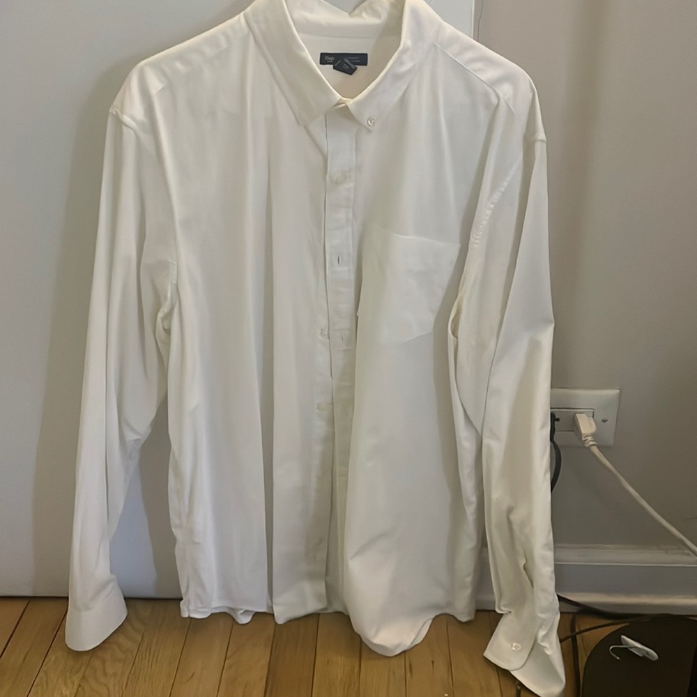 White gap button down. No stains.